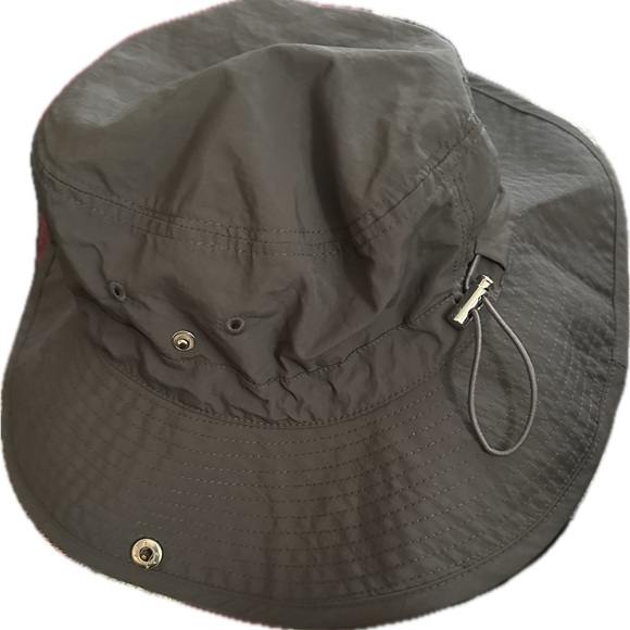 All Items Waterproof - Trench Raincoat, Preparedness Bag, Hat, Flask! NWOT - Picture 4 of 8